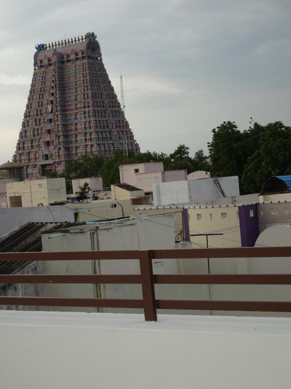 Appartamento Haritham Tiruchirappalli Esterno foto